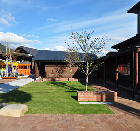 出雲大社前駅 縁結びスクエア休憩所